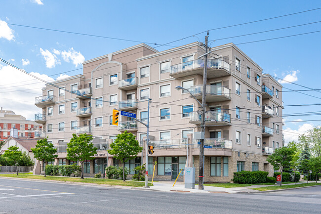 778 Sheppard Ave W