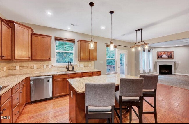 900 Bay Bouquet Ln in Apex, NC - Building Photo - Building Photo