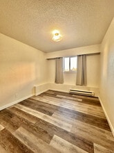 Pine Grove Apartments in Prince George, BC - Building Photo - Building Photo
