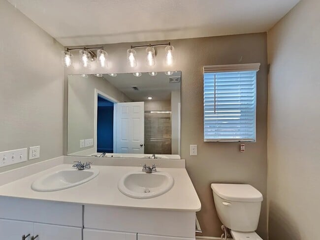 property at 315 E 9th St