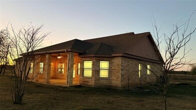 5673 Solana Ranch Rd in Salado, TX - Building Photo - Building Photo