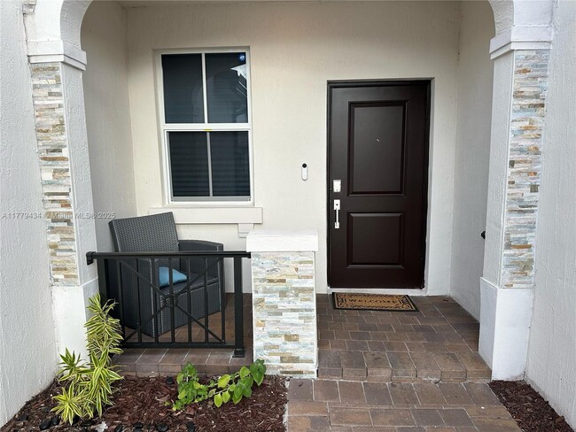 12751 NW 23rd Pl in Miami Shores, FL - Building Photo - Building Photo