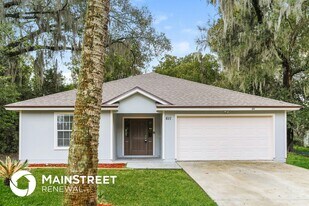 611 Gum St in Green Cove Springs, FL - Building Photo