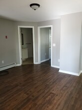 9 Mechanic St in Griswold, CT - Building Photo - Building Photo