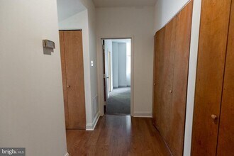 1600 Walnut St in Philadelphia, PA - Building Photo - Building Photo