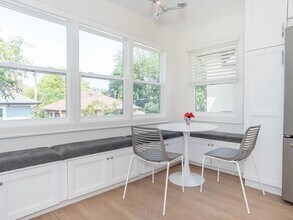 22 N Madison Ave in La Grange, IL - Building Photo - Building Photo