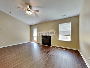 224 N Fuquay Springs Ave in Fuquay Varina, NC - Building Photo - Building Photo