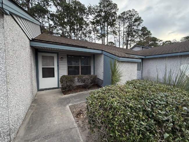 property at 910 Brett Dr