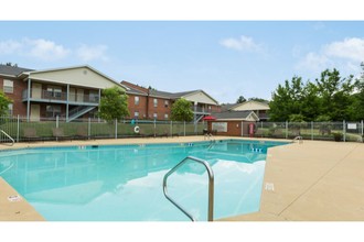 Regal Pointe Apartment Homes in Tuscaloosa, AL - Building Photo - Building Photo