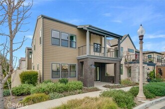 106 Draw in Irvine, CA - Building Photo - Building Photo