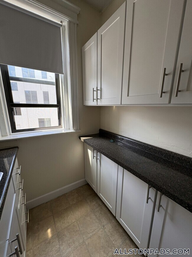 1160 Commonwealth Ave, Unit 25