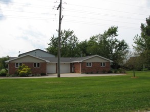 500 W Daisy Pl in Coal City, IL - Building Photo - Building Photo