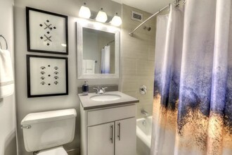 1100 S Michigan Ave-Unit -1310 in Chicago, IL - Building Photo - Building Photo