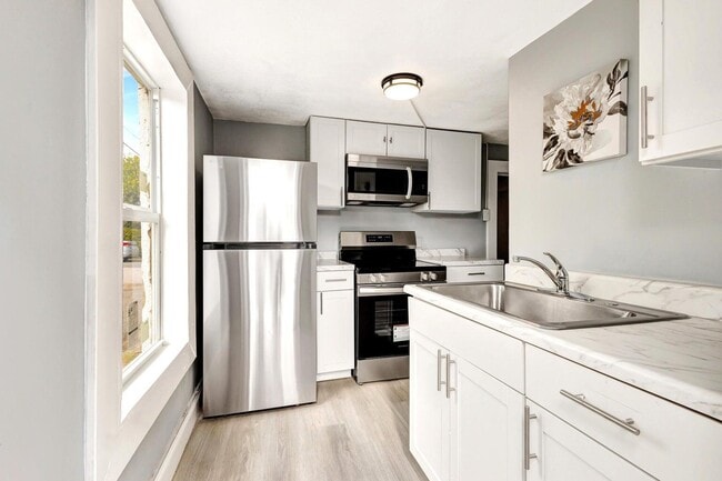 448 Roseland Dr in West Palm Beach, FL - Foto de edificio - Building Photo