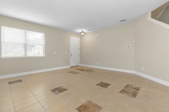 23 London Dr in Palm Coast, FL - Building Photo - Building Photo
