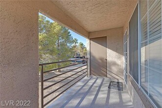 9070 Spring Mountain Rd in Las Vegas, NV - Building Photo - Building Photo