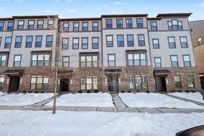 property at 1705 Dunnington Pl