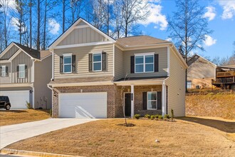 454 Treadstone Dr in Dalton, GA - Building Photo - Building Photo