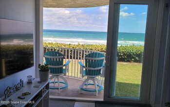 2225 Jimmy Buffett Mem Hwy in Satellite Beach, FL - Foto de edificio - Building Photo