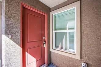 4949 Fern Mesa Ave in Las Vegas, NV - Foto de edificio - Building Photo