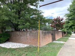 1801 Grandin Road Southwest in Roanoke, VA - Building Photo - Interior Photo