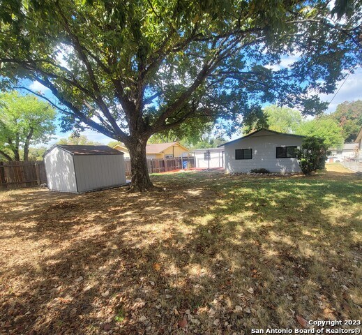 3606 Versailles Dr in San Antonio, TX - Building Photo