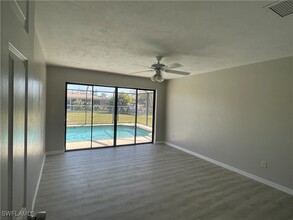 4003 SE 2nd Ave in Cape Coral, FL - Building Photo - Building Photo