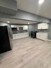 5001 Edenvale Ct in Waldorf, MD - Foto de edificio - Building Photo