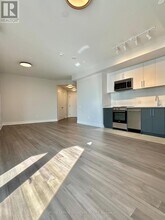 2525 Bathurst St in Toronto, ON - Building Photo - Building Photo