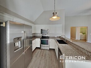 275 Iris Dr in Hendersonville, TN - Building Photo - Building Photo