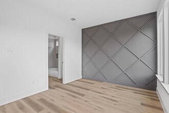 2701 Birmingham Ave in Dallas, TX - Building Photo - Building Photo