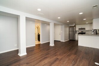4123 W Wellington Ave in Chicago, IL - Building Photo - Building Photo