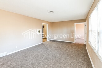 6629 Parkview Ave in Kansas City, KS - Building Photo - Building Photo