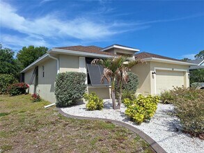 132 David Blvd in Rotonda West, FL - Building Photo - Building Photo