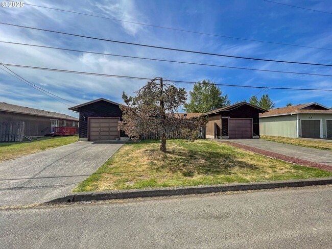 property at 1927-1929 Green Ave