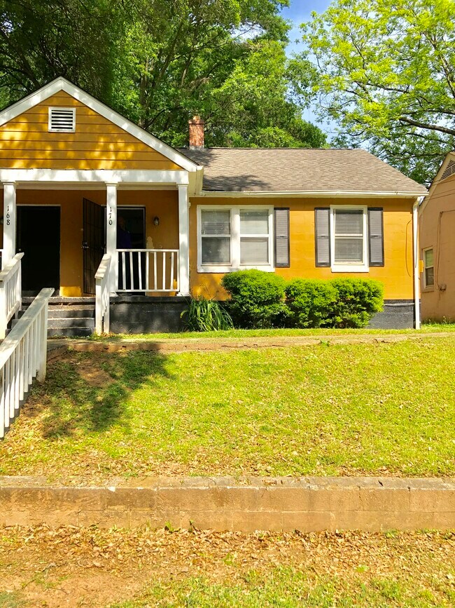170 Holderness St SW Rentals in Atlanta, GA