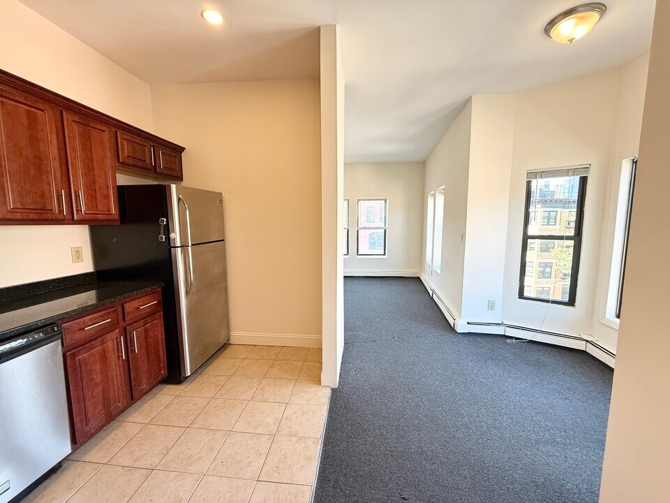 590 Columbus Ave, Unit 3 in Boston, MA - Foto de edificio