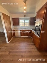 6004 Webb Way in Bakersfield, CA - Building Photo