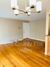 10111 Old Orchard Ct in Skokie, IL - Building Photo - Building Photo