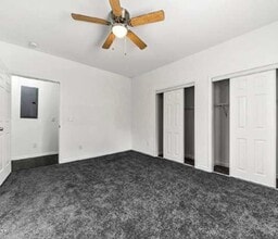 1152 Wedgewood Dr in Atlanta, GA - Building Photo - Interior Photo