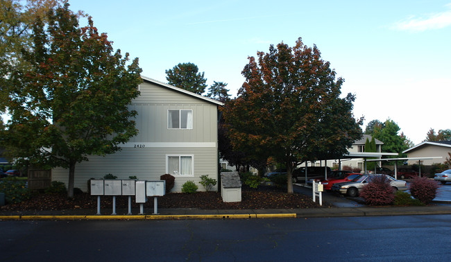 2420 Pheasant Blvd in Springfield, OR - Building Photo - Building Photo