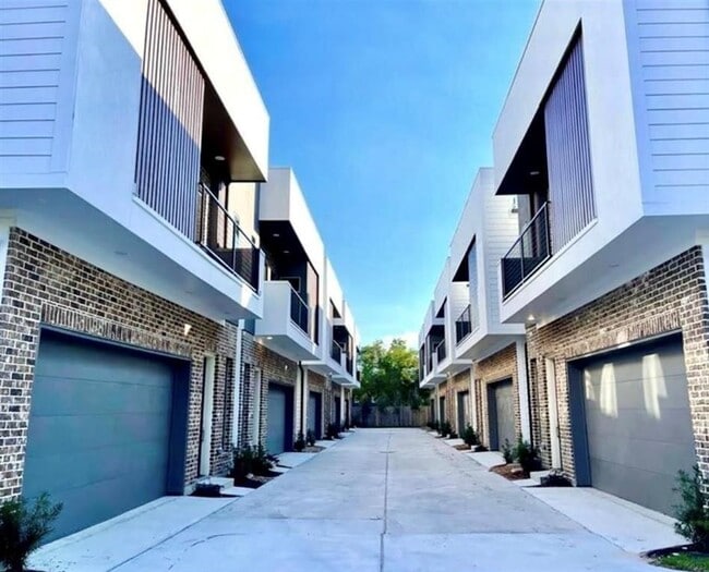 property at 803 Thornton Rd