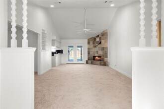 1218 Lillie St in Deer Park, TX - Building Photo - Building Photo