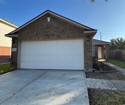 7823 Crescent Village Ln in Richmond, TX - Building Photo