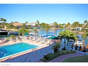 2100 Gulf Shore Blvd N-Unit -220 in Naples, FL - Building Photo