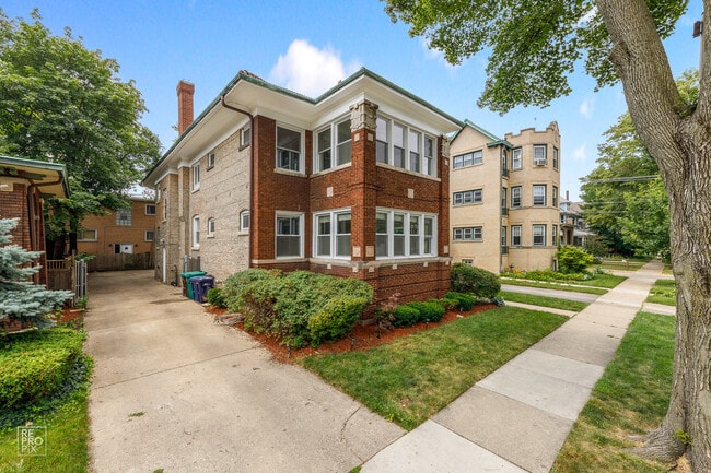 property at 643 Washington Blvd