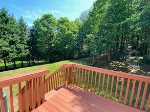 4271 Brookwood Place in Lenoir, NC - Building Photo - Building Photo