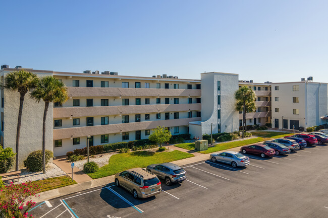 Pelican Point Condominiums