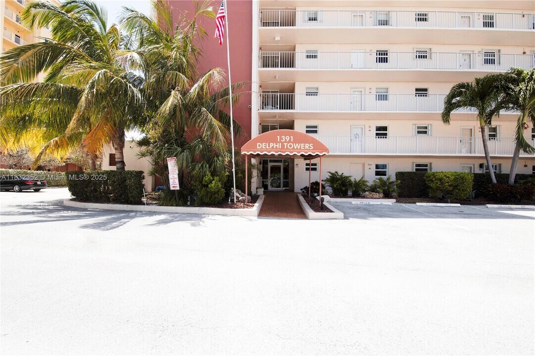 1391 S Ocean Blvd in Pompano Beach, FL - Building Photo