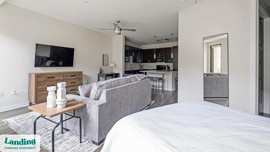 825 Usener St, Unit 841 in Houston, TX - Building Photo - Building Photo